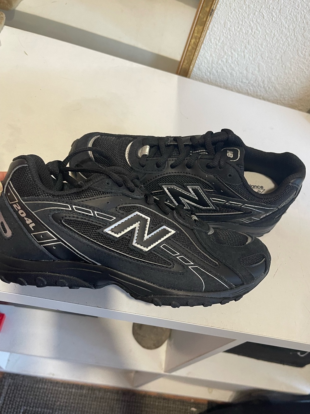 New Balance 204L